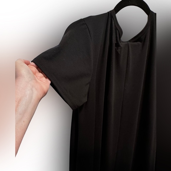 Womens black Lularoe dress high/low hem size M short sleeve - Picture 4 of 4